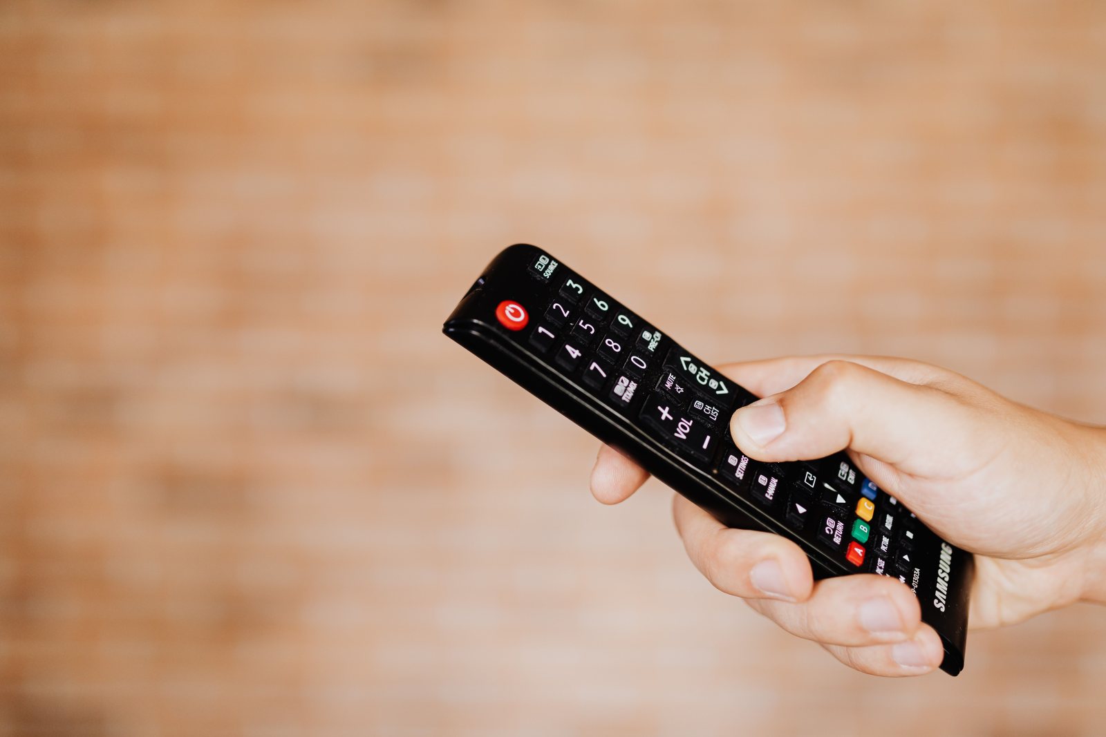 IPTV Nedir? Kablo ve Uydu Yayınından Farkları